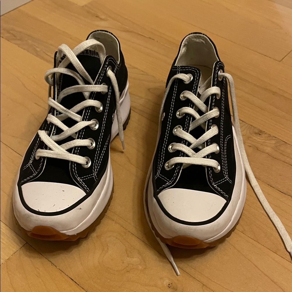Converse run star hike platform